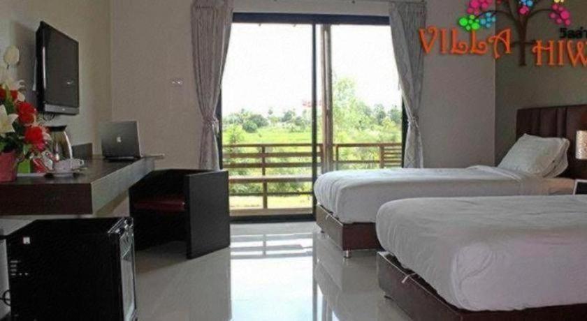 Villa Thiwa Hotel 묵다한 외부 사진